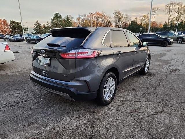 2022 ford edge sel