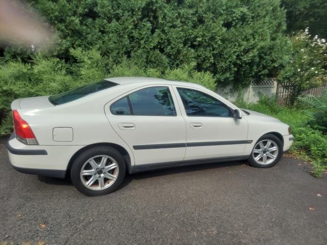 2002 volvo s60 2.4