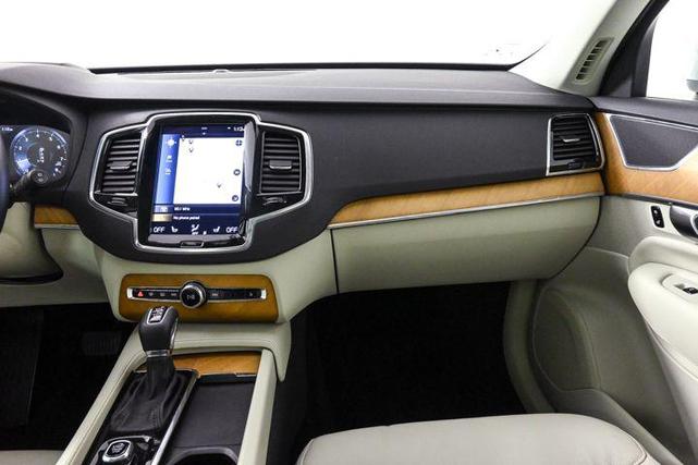 2022 volvo xc90 t6 momentum