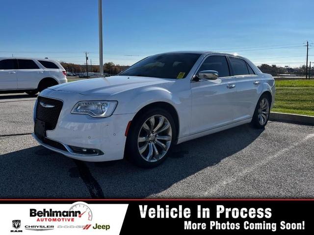 2017 chrysler 300c base