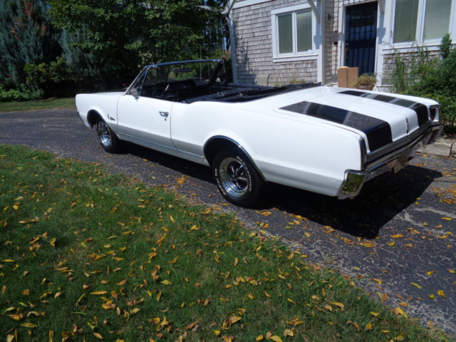 1967 oldsmobile cutlass convertible beautiful south carolina rust free car