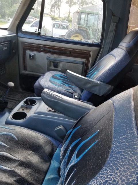 1984 dodge ramcharger 4x4 *no reserve*