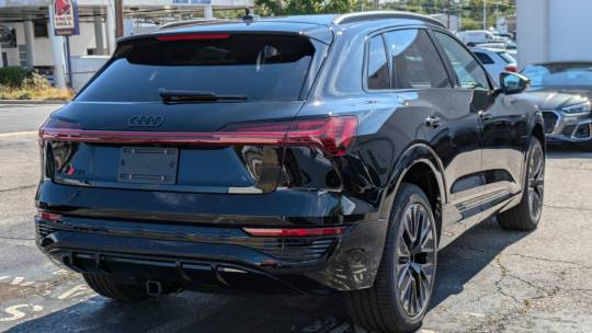 2024 Audi Q8 e-tron