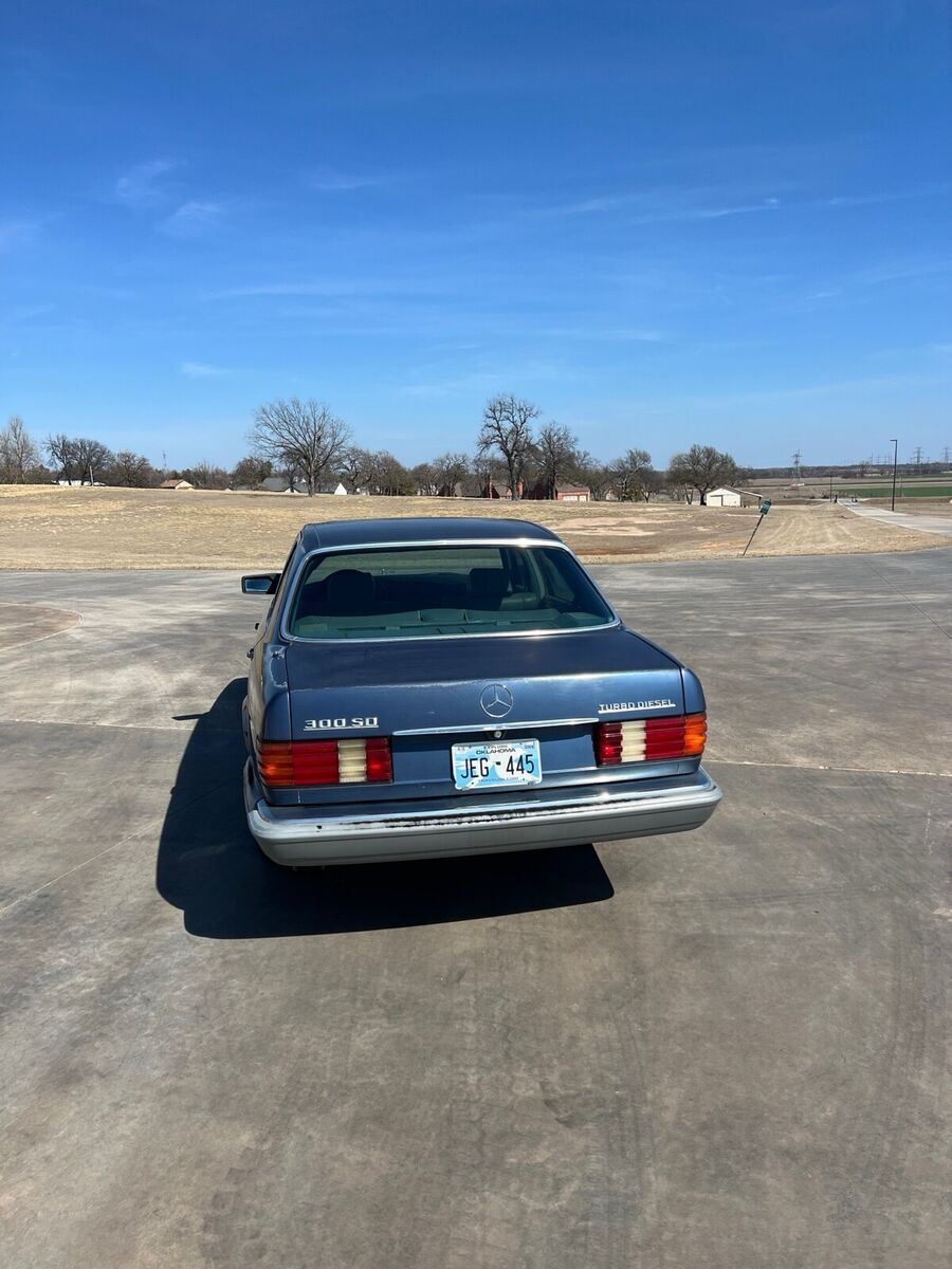 1985 mercedes-benz 300sd sedan blue sd