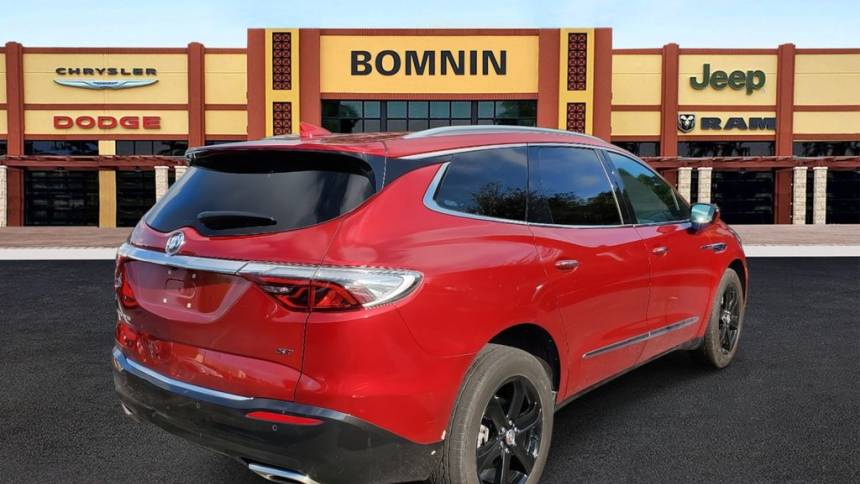 2024 buick enclave essence