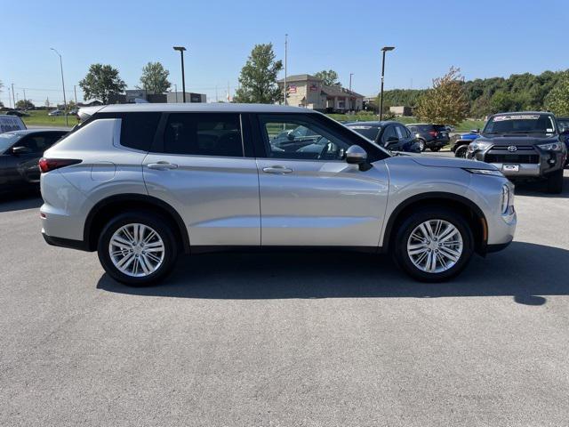 2022 mitsubishi outlander es 2.5 s-awc