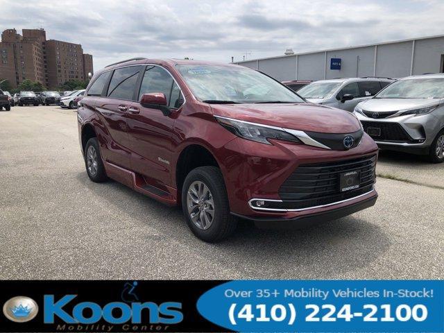 2024 toyota sienna xle