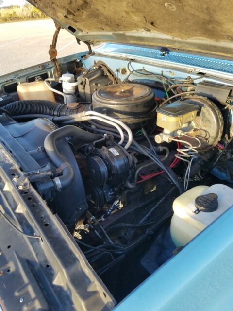 1986 gmc sierra classic short bed c10 squarebody lowered