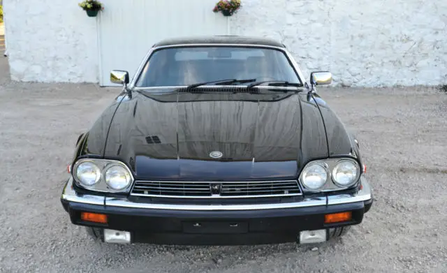jaguar: xjs v12 coupe