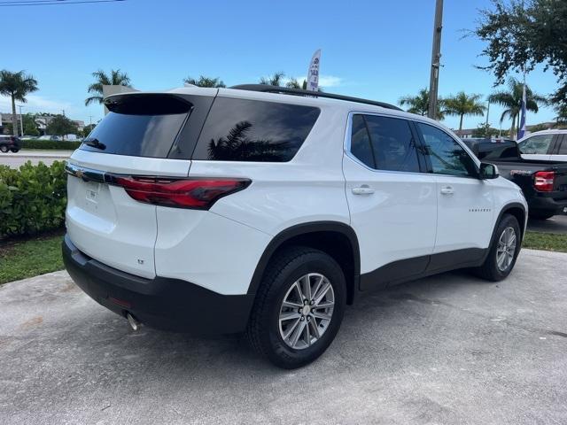 2022 chevrolet traverse lt leather