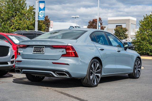 2022 volvo s60 t5 momentum