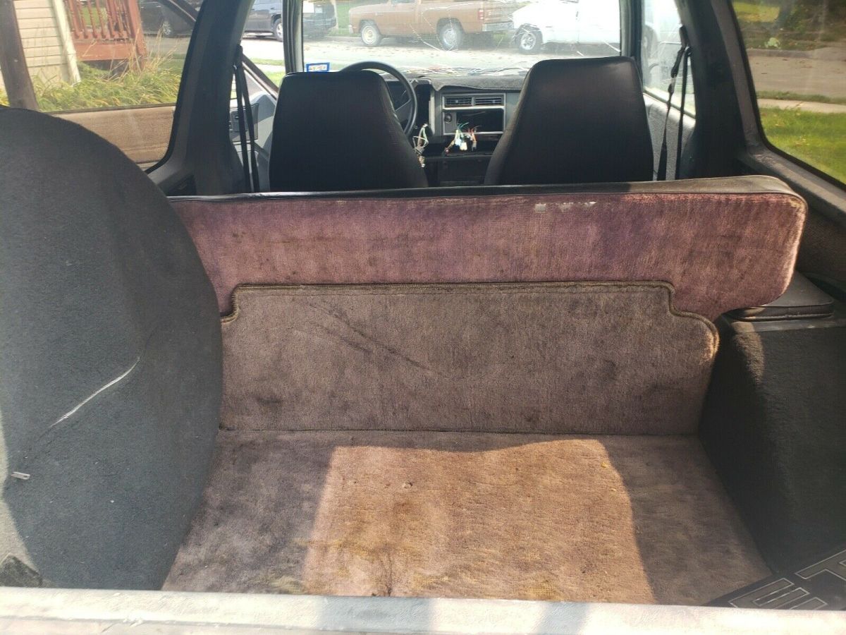 1987 chevrolet s10 blazer suv black rwd automatic s10