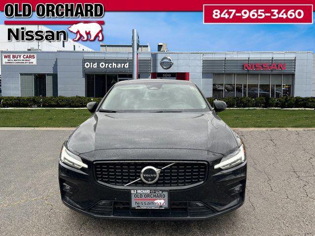 2024 volvo s60 b5 plus dark theme