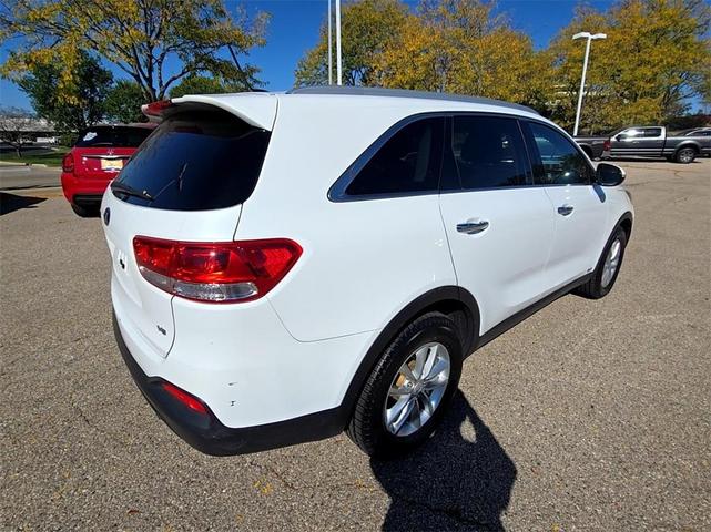 2017 kia sorento lx