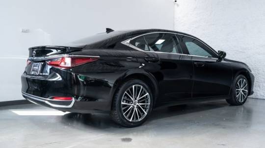 2022 Lexus ES