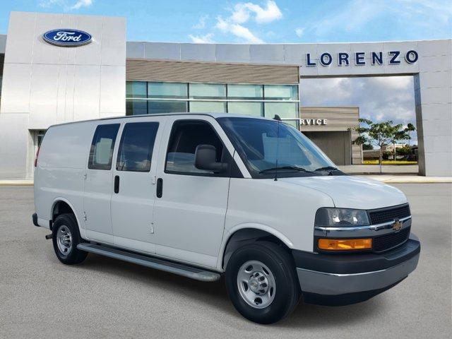 2022 chevrolet express 2500 work van