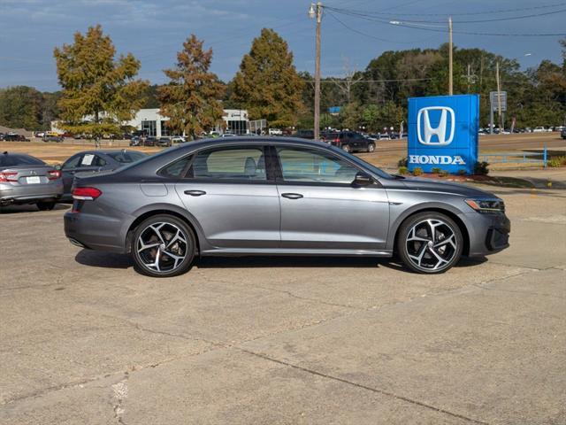 2021 volkswagen passat 2.0t r-line