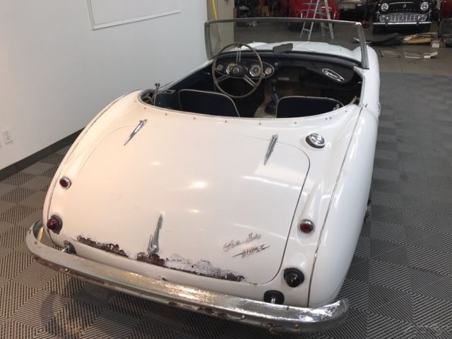1958 austin healey 100-6 bn-4 sports roadster. very decent car for improvement