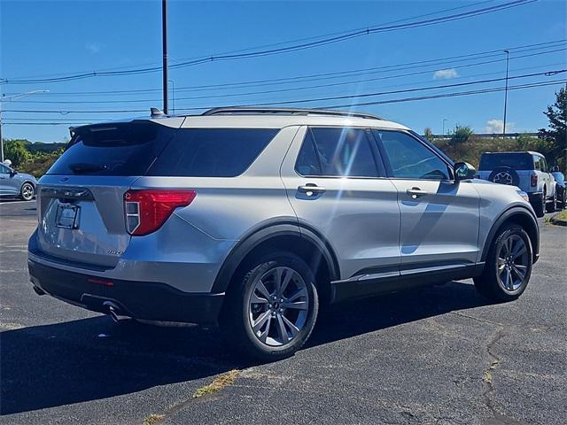 2021 ford explorer xlt