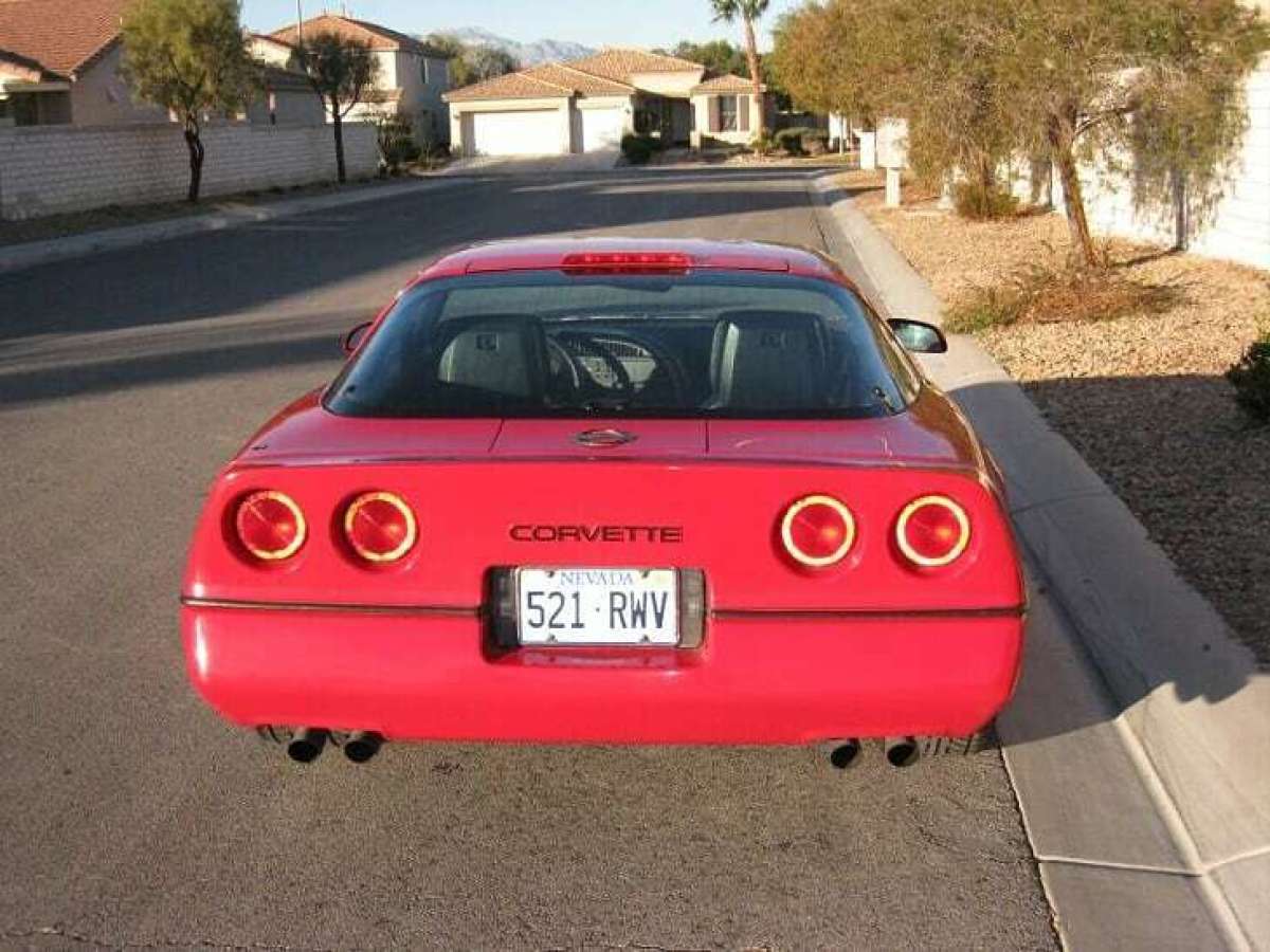 1990 chevrolet corvette 30800 miles outstanding condition, all original