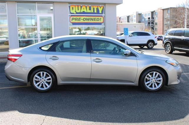 2014 toyota avalon xle