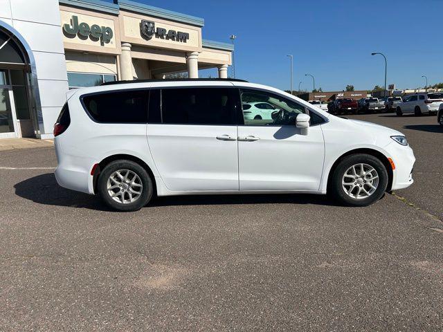 2022 chrysler pacifica touring l
