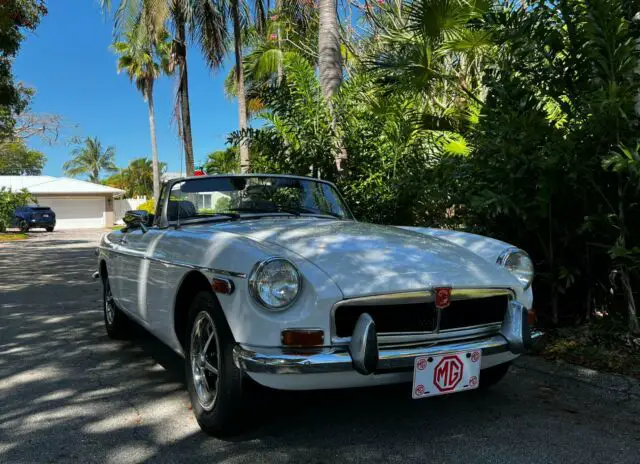 1974 mgb roadster chrome bumper. excellent condition!!