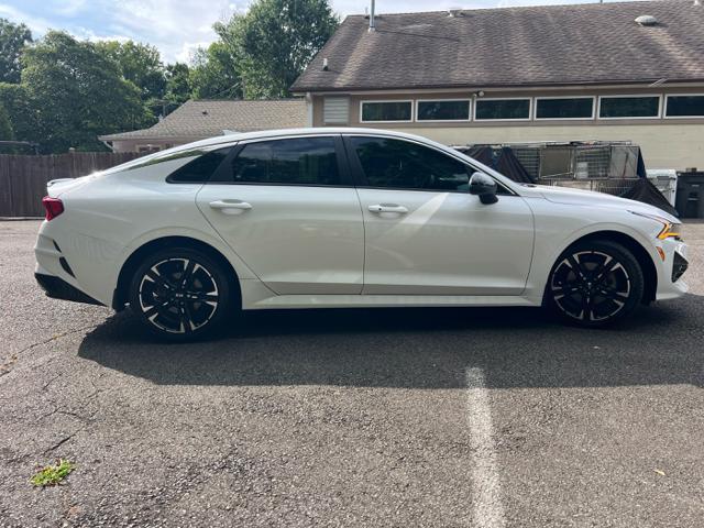 2021 kia k5 gt-line