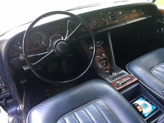 1974 rolls royce silver shadow lwb sedan