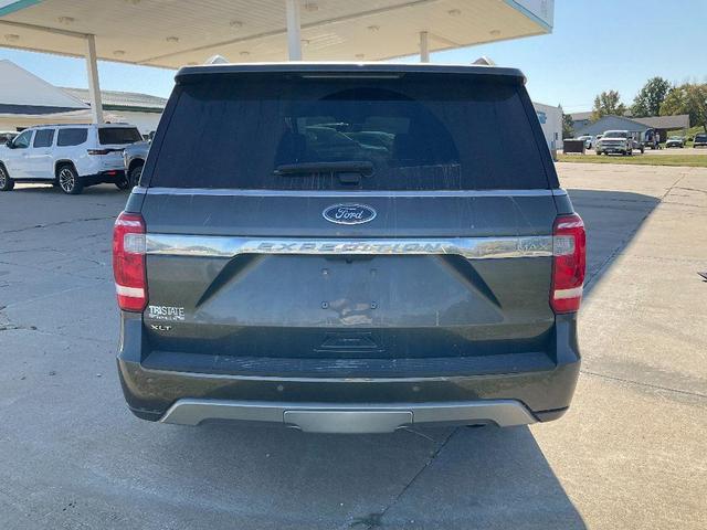 2021 ford expedition max xlt