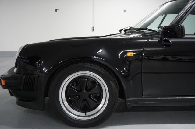 porsche 911 turbo 3.3 - rare euro version