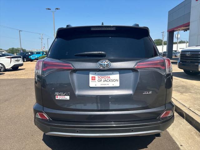 2017 toyota rav4 xle