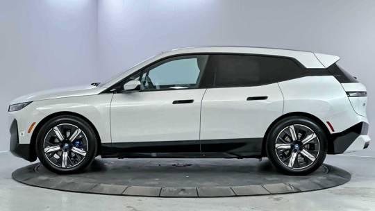 2025 BMW iX