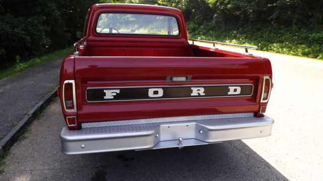 1972 f100 sport custom w/69200 actual miles