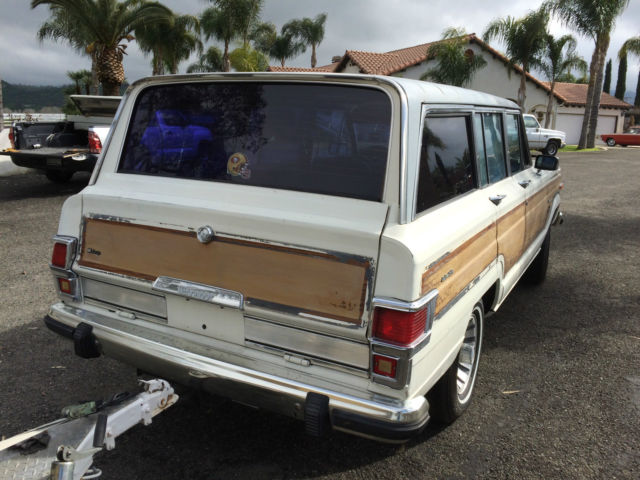 1983 jeep grand wagoneer