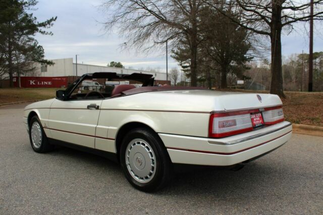 1991 cadillac allante 80650 miles opaque white 4.5l automatic