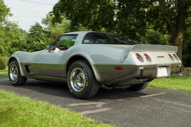 1979 chevrolet corvette coupe
