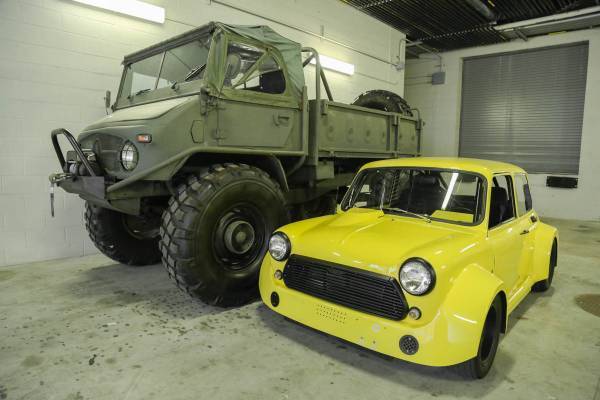 1973 austin mini cooper. tube chassis, widebody, front engine rwd!!!!