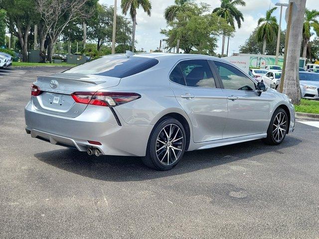2024 toyota camry se
