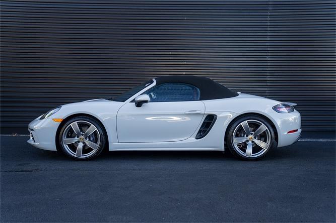 cpo 2024 porsche 718 boxster base
