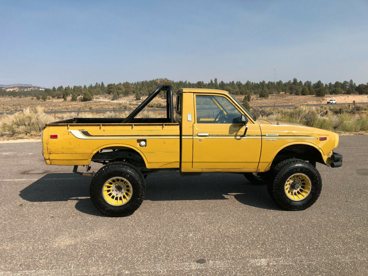 1975 toyota pickup hilux 4x4 short bed rn20 20r 4 cylinder 5 speed manual