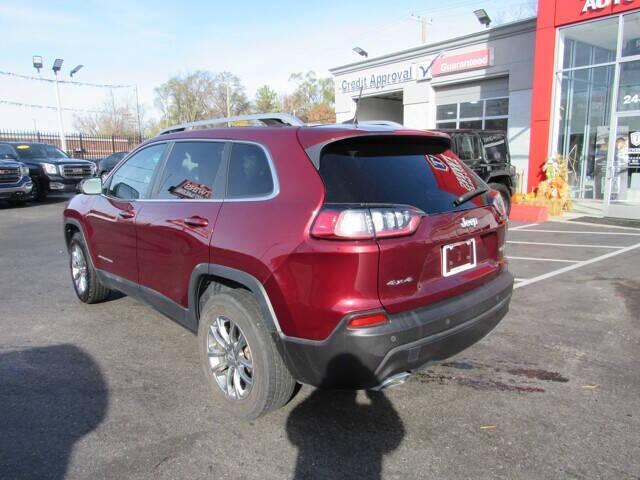 2021 jeep cherokee latitude lux