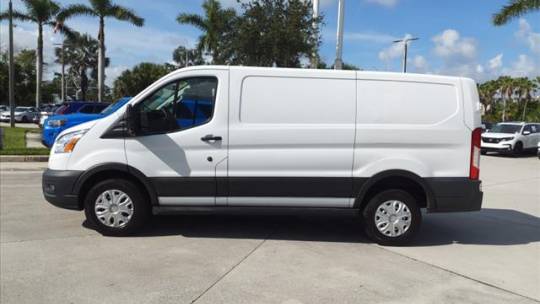 2021 ford transit 250