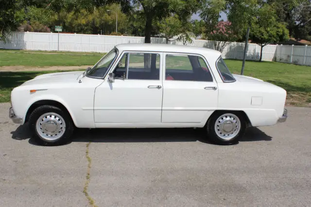 1970 alfa romeo guilia 1300 ti