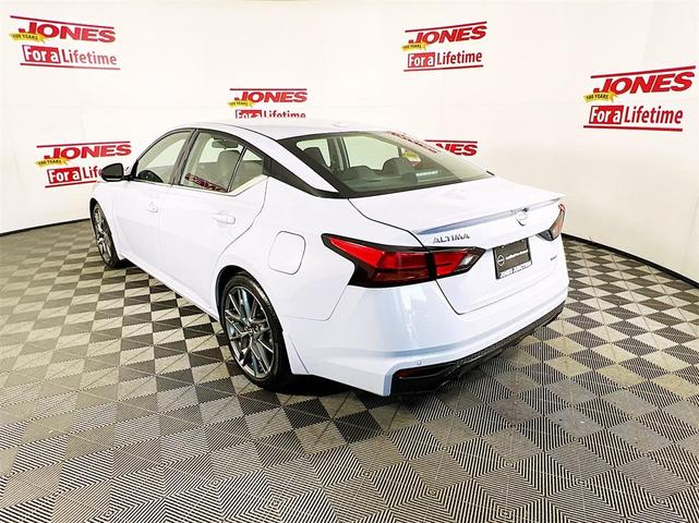 2024 nissan altima 2.0 sr