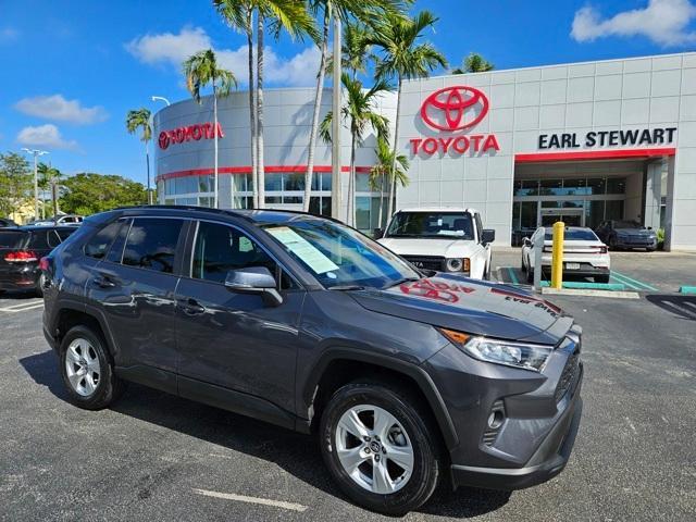 2021 toyota rav4 xle
