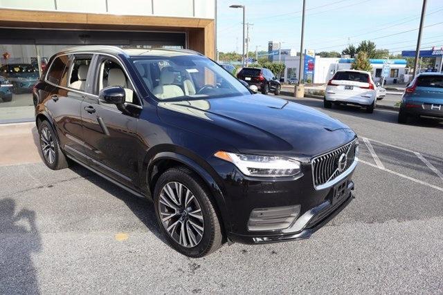 2022 volvo xc90 momentum
