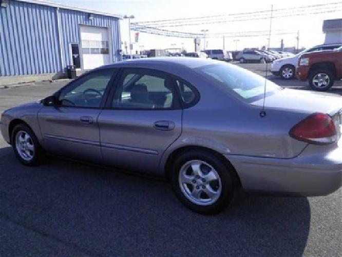 2006 ford taurus se in seymour, in