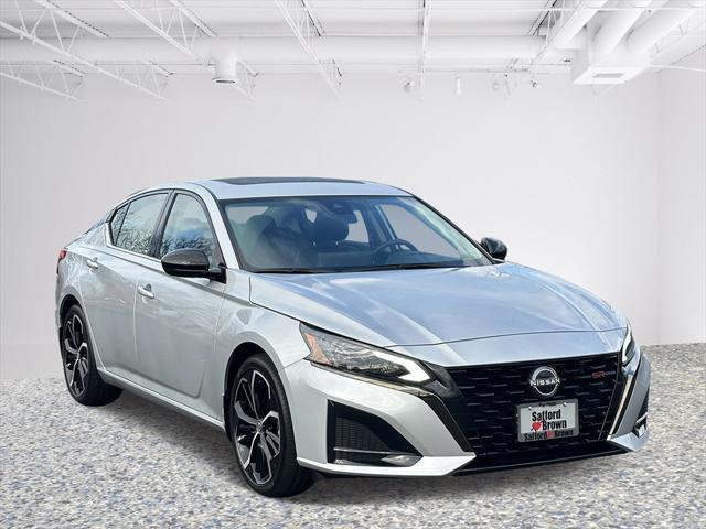 2023 nissan altima sr fwd