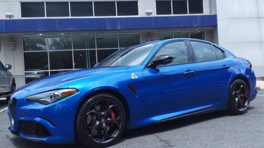 2022 alfa romeo giulia quadrifoglio